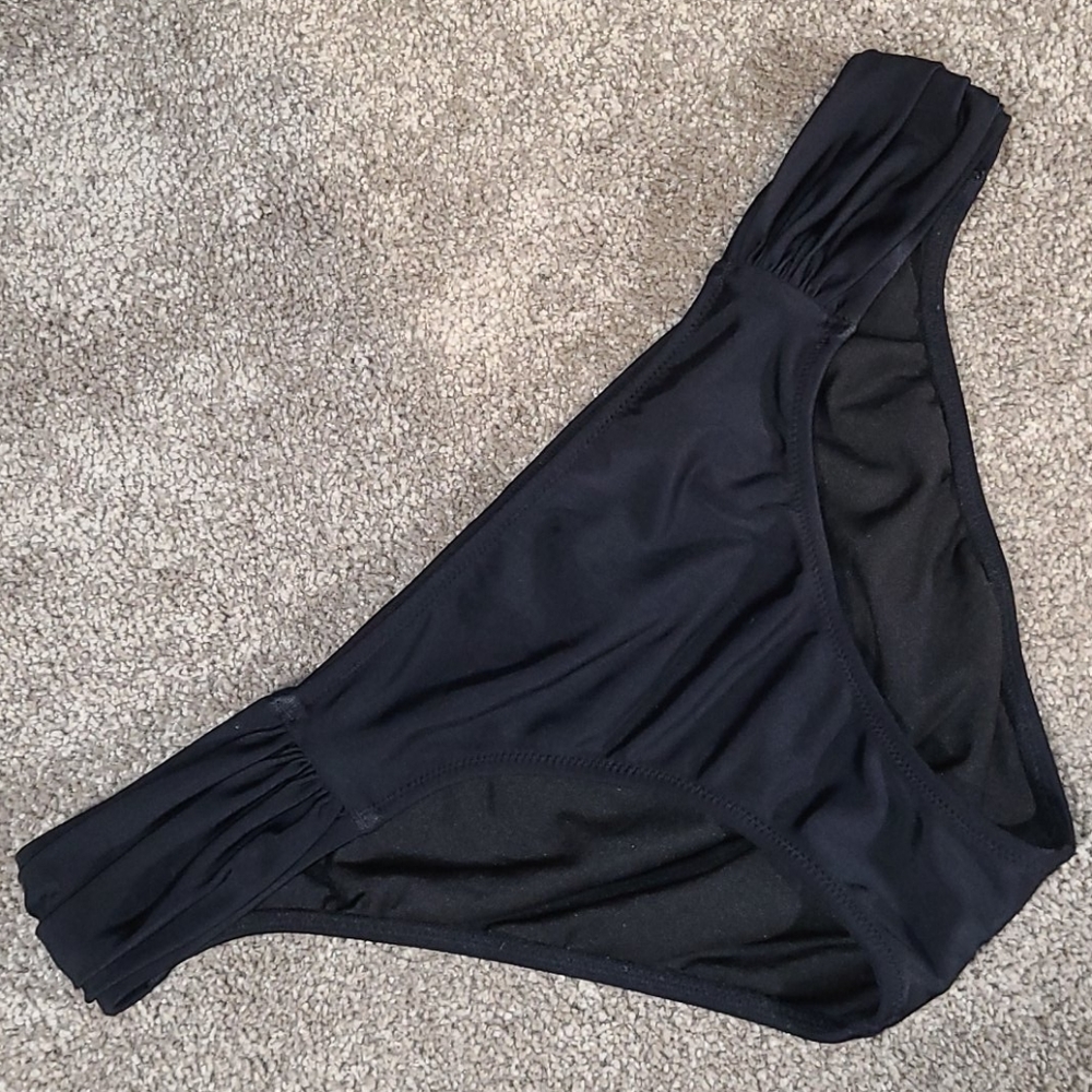 Bundle Victoria's Secret Women's Small Swim Suits - Picture 9 of 16